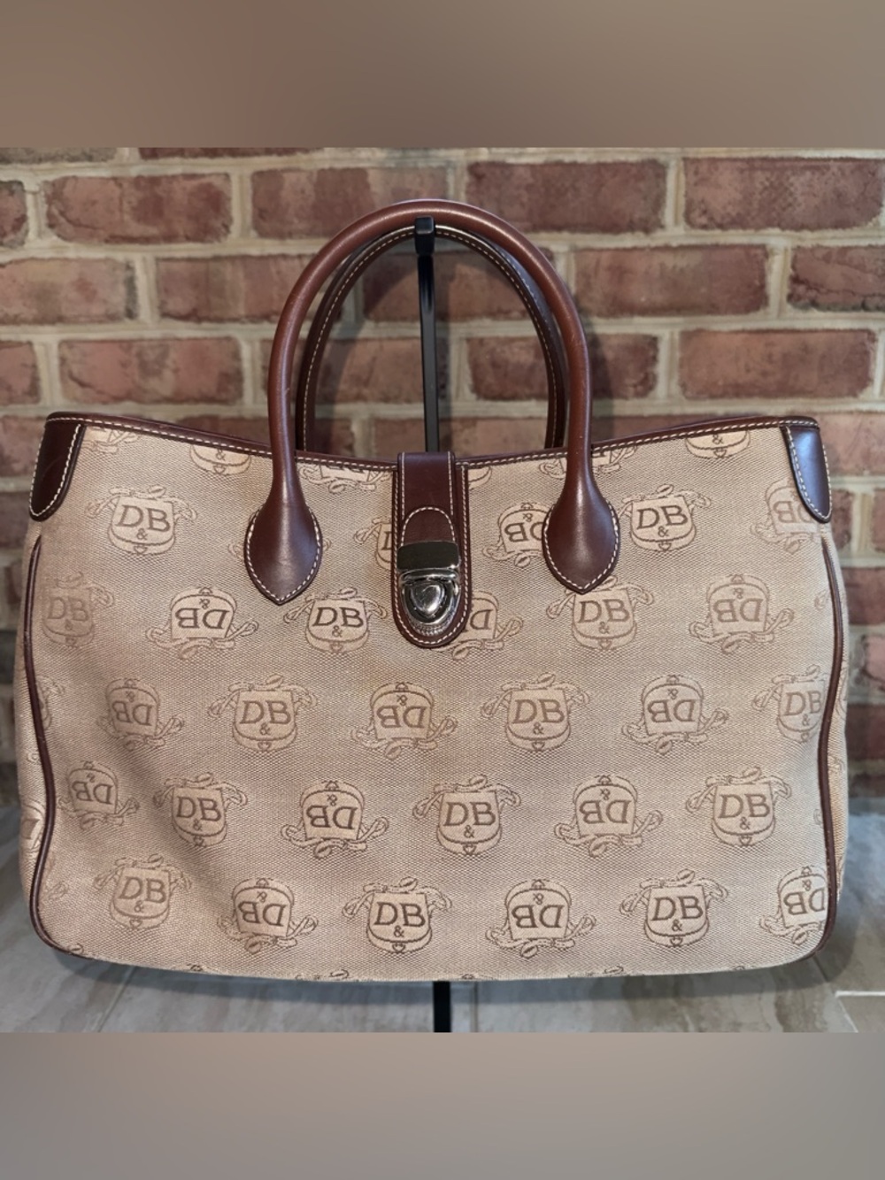 Dooney & Bourke Double Handle Tote NWOT